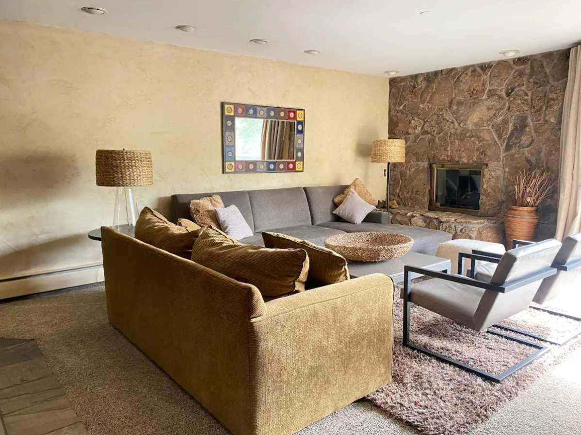 Best Location In The Heart Of Lions Head, Ski Lockers, Jacuzzi And Pool Vail Dış mekan fotoğraf